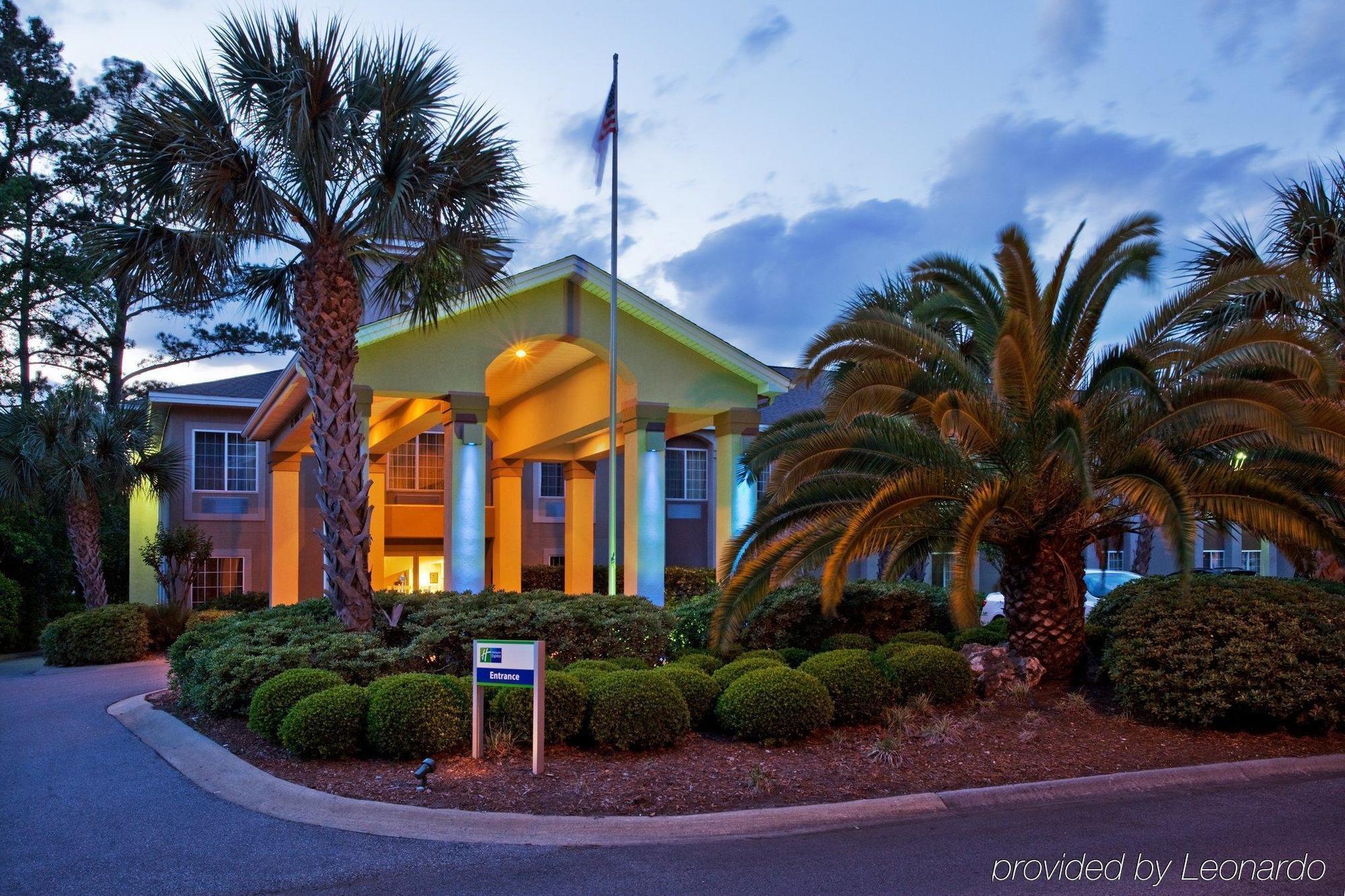فندق هوليداي إن إكسبريس سانت سيمونز آيلاند St. Simons Island المظهر الخارجي الصورة