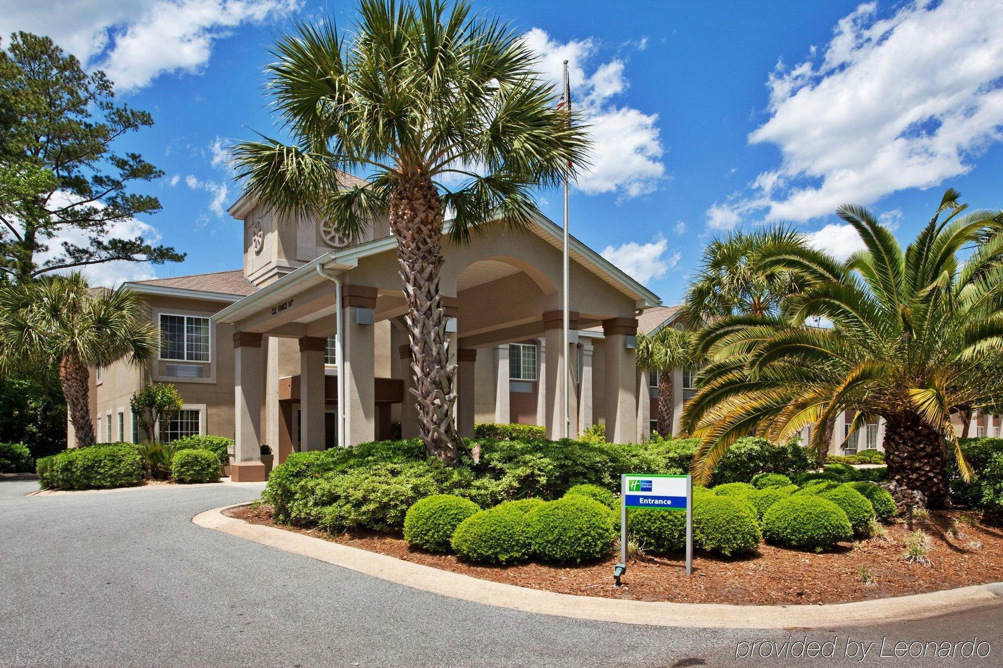 فندق هوليداي إن إكسبريس سانت سيمونز آيلاند St. Simons Island المظهر الخارجي الصورة