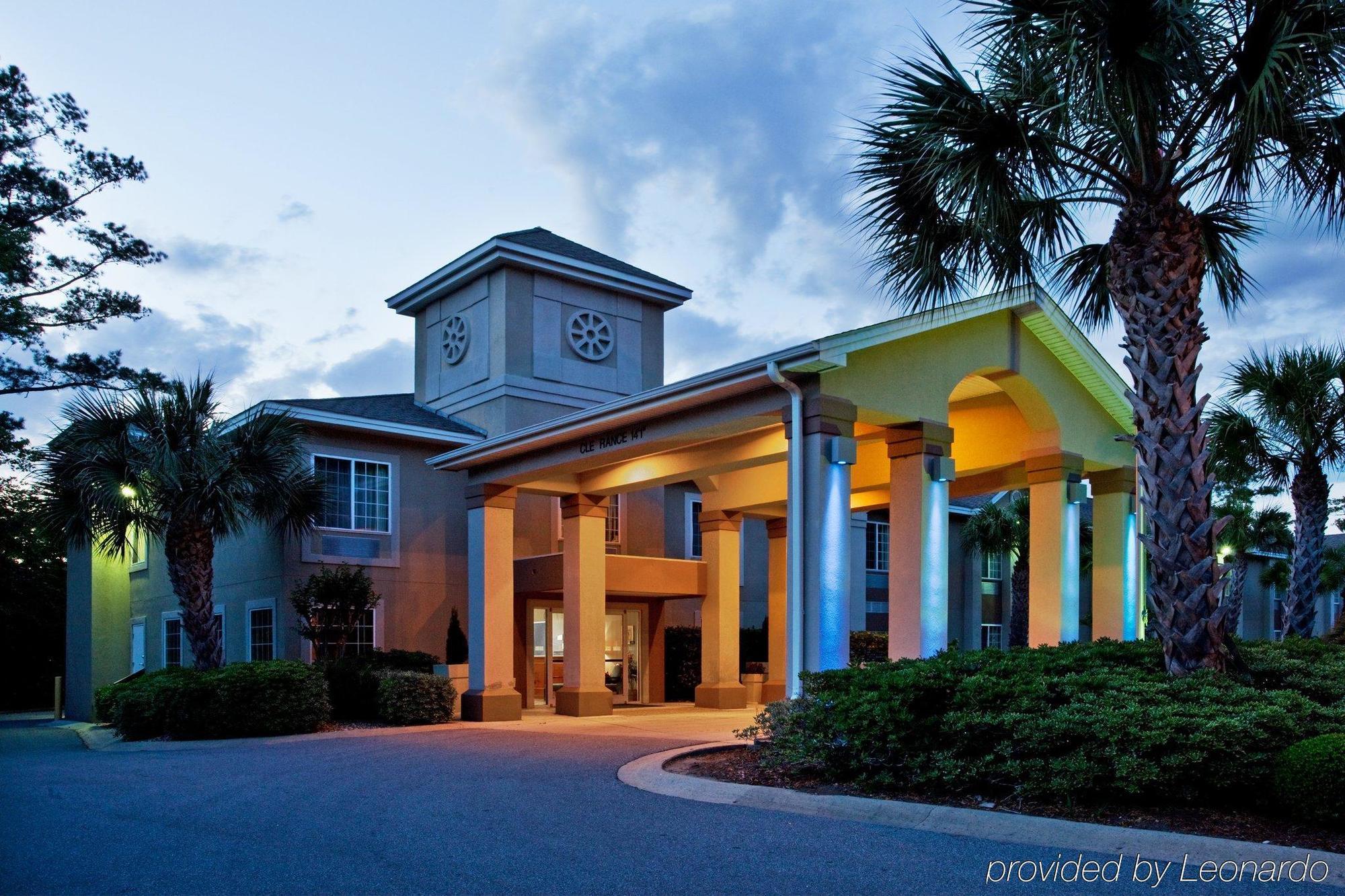 فندق هوليداي إن إكسبريس سانت سيمونز آيلاند St. Simons Island المظهر الخارجي الصورة